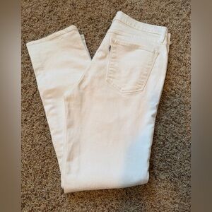 Levi’s White Skinny- Straight Jeans. 30x30.